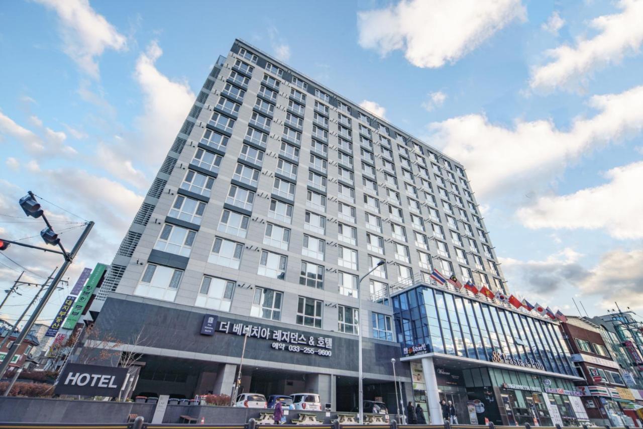 The Venezia Suite Hotel Chuncheon Exterior photo